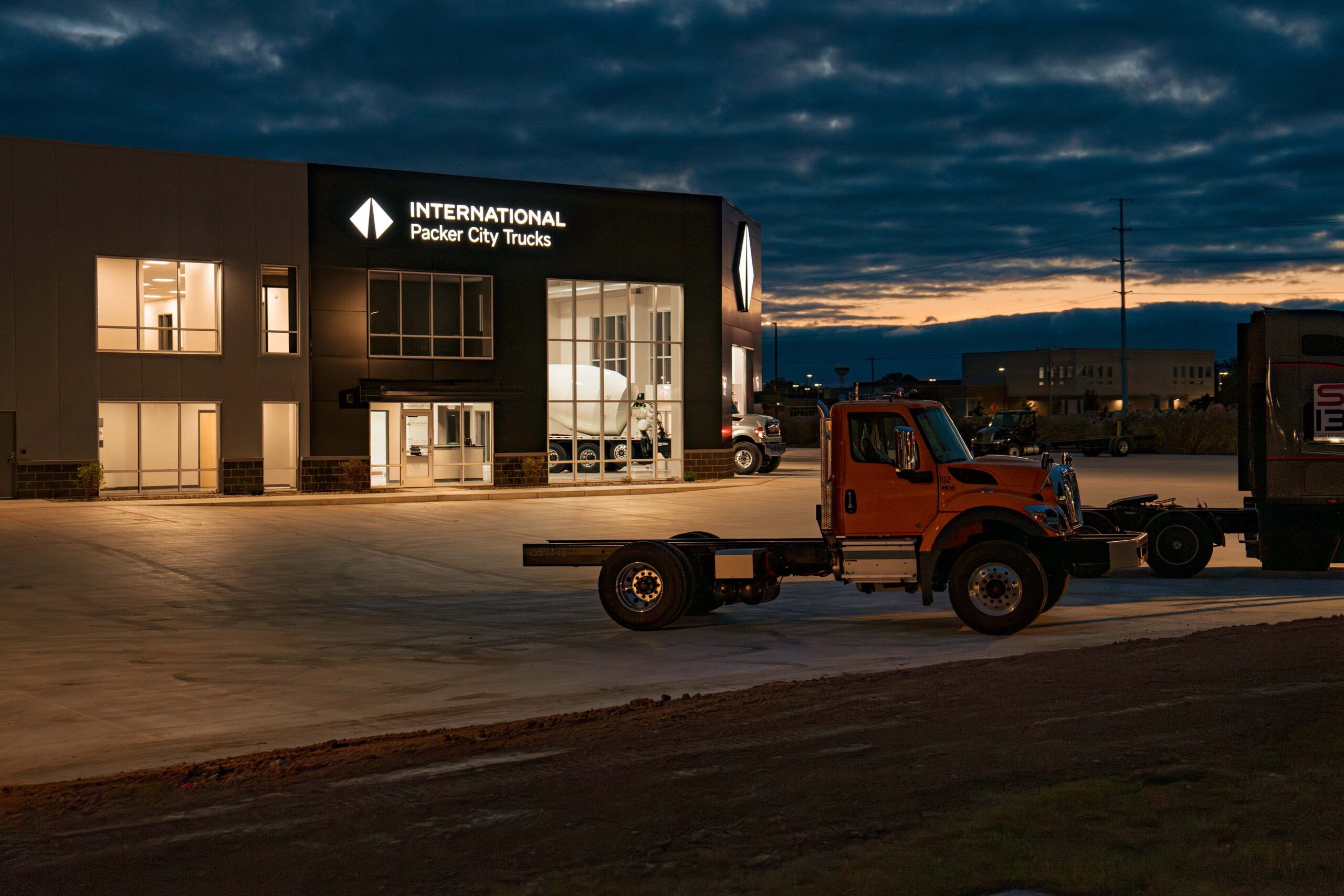 Packer City International Trucks